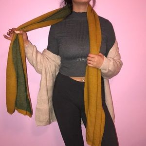 Mustard warm scarf 💛🧡